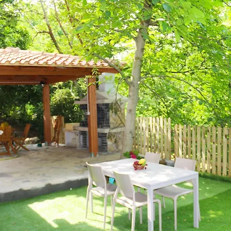 Il Giardino - Castagno شقة أريتزو