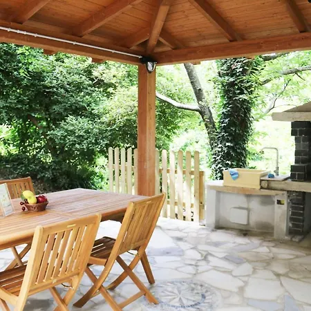 Casa Vacanze Il Giardino - Castagno